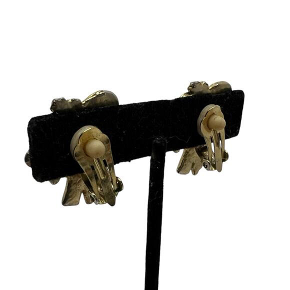 Vintage Christmas Candy Cane Earrings Festive Enamel Clip-On Holiday Jewelry Set - Picture 6 of 14